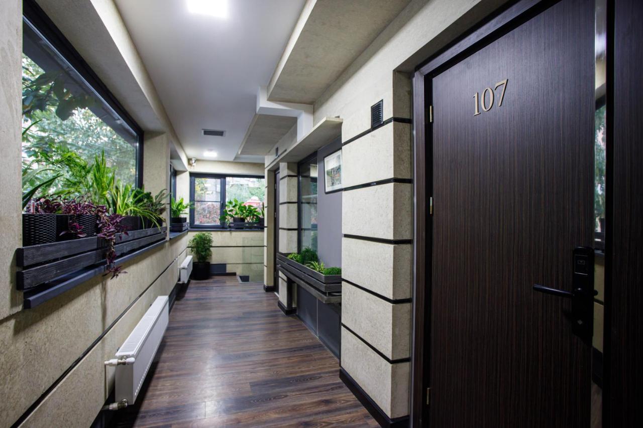 The Phoenix Boutique Hotel Yerevan Exterior photo