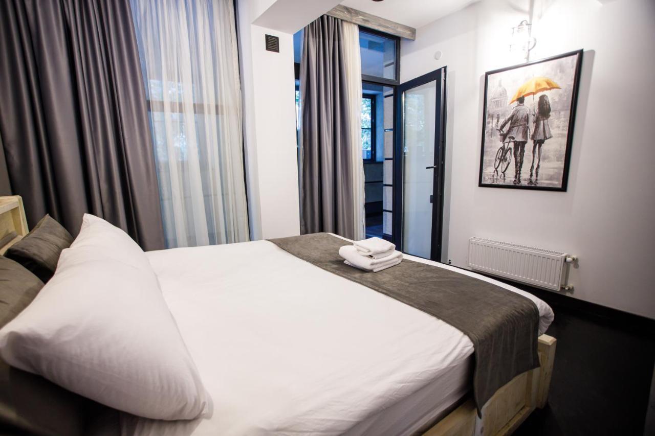 The Phoenix Boutique Hotel Yerevan Exterior photo