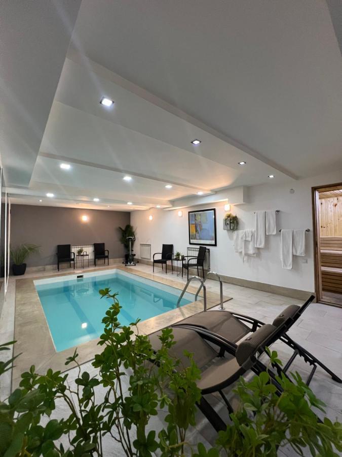 The Phoenix Boutique Hotel Yerevan Exterior photo